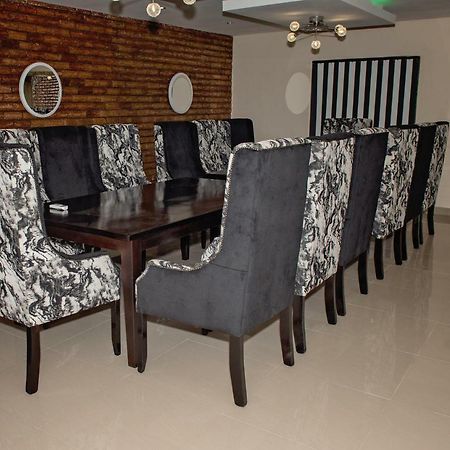 Savannah Guest House Полокване Екстер'єр фото