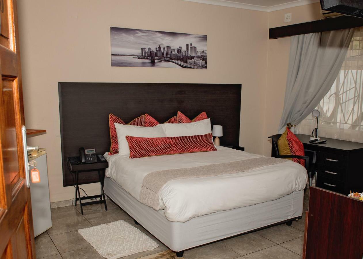 Savannah Guest House Полокване Екстер'єр фото