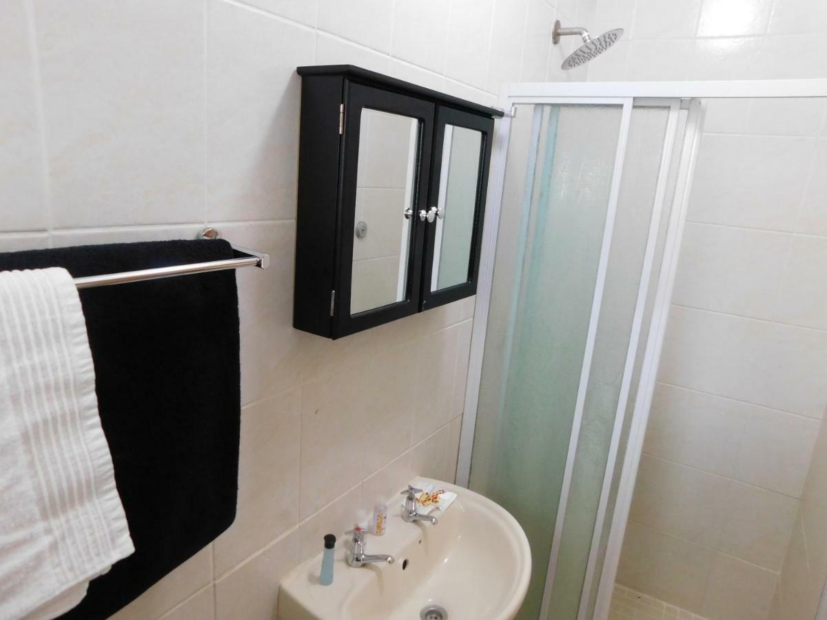 Savannah Guest House Полокване Екстер'єр фото