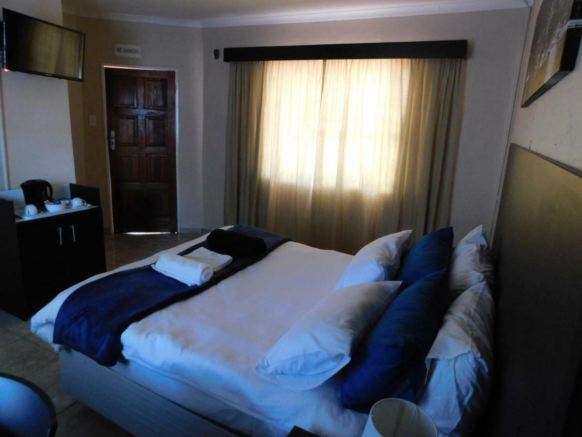 Savannah Guest House Полокване Екстер'єр фото